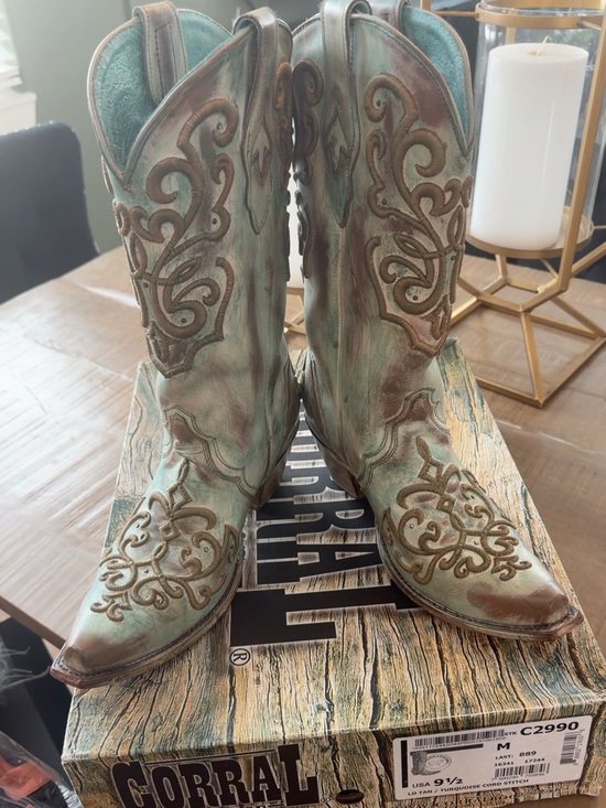 Corral Boots Shoes - Corral Women's Teal & Brown Embroidered Western Heeled Boots